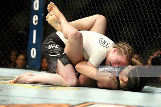 Polyana Viana feet photo 3