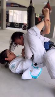 Polyana Viana feet photo 5