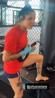 Polyana Viana feet photo 17