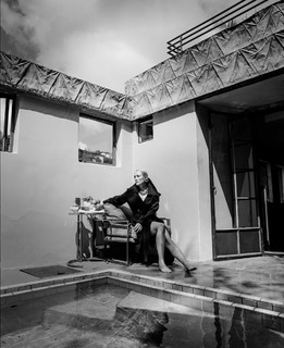 Pom Klementieff feet photo thumbnail