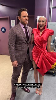 Pom Klementieff feet photo thumbnail