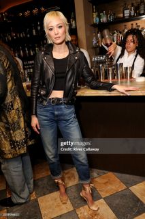 Pom Klementieff feet photo thumbnail