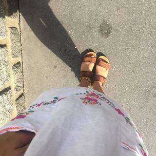 Pomme feet photo 3