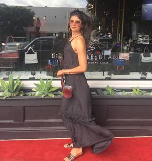 Pooja Batra feet photo 17