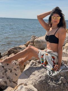 Pooja Batra feet photo 19