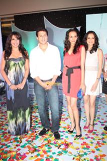 Pooja Bedi feet photo 11