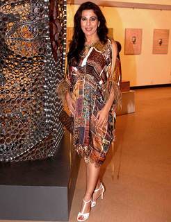 Pooja Bedi feet photo 3