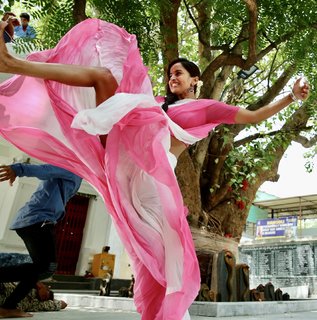 Pooja Bhalekar feet photo 3