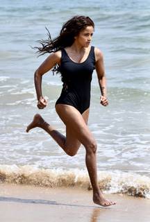Pooja Bhalekar feet photo 17