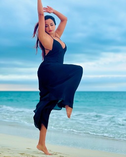 Pooja Bhalekar feet photo 20