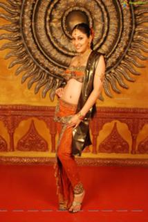 Pooja Chopra feet photo 7