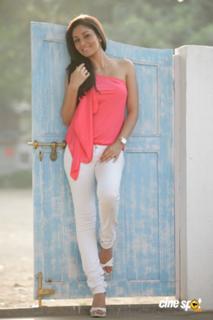 Pooja Chopra feet photo 7