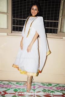 Pooja Chopra feet photo 16