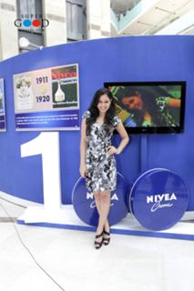 Pooja Chopra feet photo 14