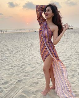 Pooja Chopra feet photo 12