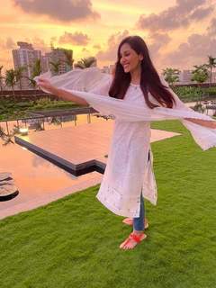 Pooja Chopra feet photo 19