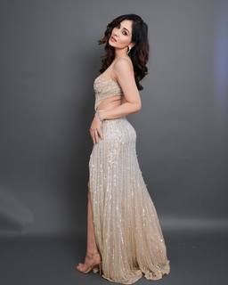Pooja Chopra feet photo 11