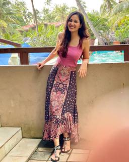 Pooja Chopra feet photo 3