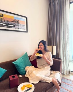 Pooja Chopra feet photo 6