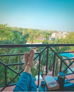 Pooja Gaur feet photo 2