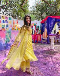 Pooja Gaur feet photo 12