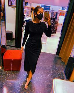 Pooja Gaur feet photo 7