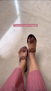 Pooja Gaur feet photo 12