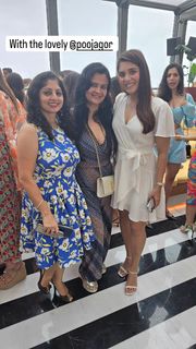 Pooja Gaur feet photo 20