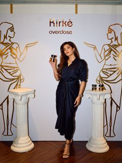 Pooja Gaur feet photo 8