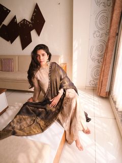 Pooja Gaur feet photo 2