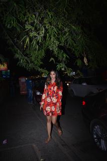 Pooja Hegde feet photo thumbnail