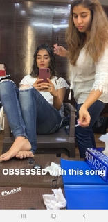 Pooja Hegde feet photo thumbnail