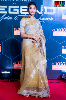 Pooja Hegde feet photo thumbnail