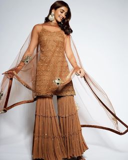Pooja Hegde feet photo thumbnail