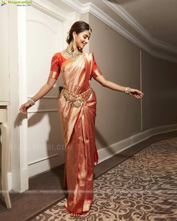 Pooja Hegde feet photo thumbnail