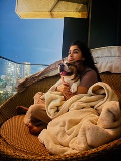 Pooja Hegde feet photo thumbnail