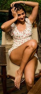 Pooja Hegde feet photo 9