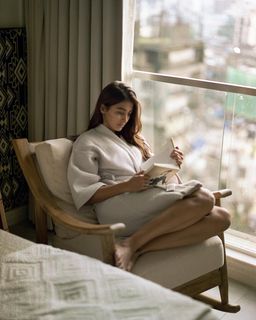 Pooja Hegde feet photo 3