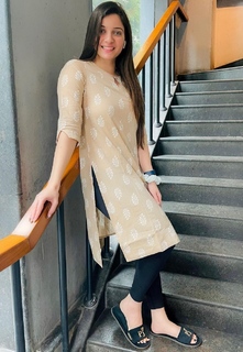 Pooja Janrao feet photo 13