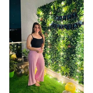 Pooja Janrao feet photo 15
