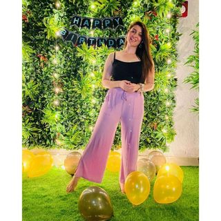 Pooja Janrao feet photo 13