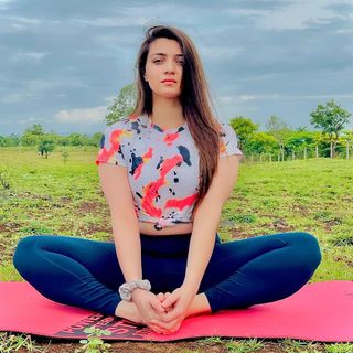 Pooja Janrao feet photo 9