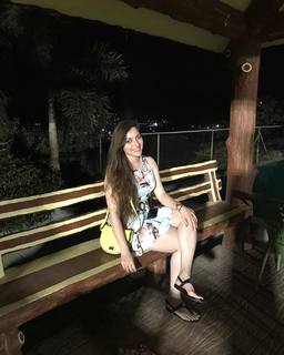 Pooja Janrao feet photo 3