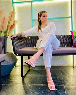 Pooja Janrao feet photo 2