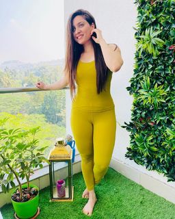 Pooja Janrao feet photo 10