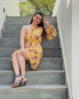 Pooja Janrao feet photo 4