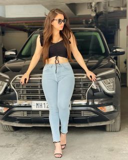Pooja Janrao feet photo 13