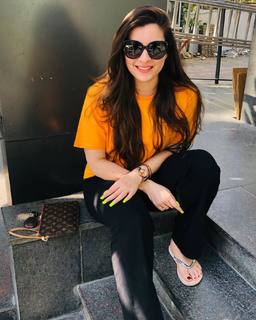 Pooja Janrao feet photo 11