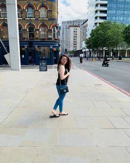 Pooja Janrao feet photo 8