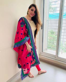 Pooja Janrao feet photo 6